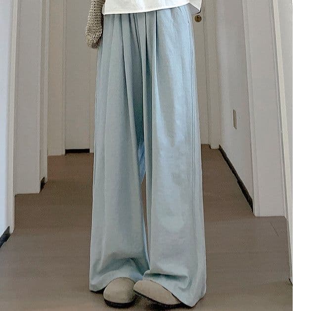青ファッション なめらか風合いワイドパンツ