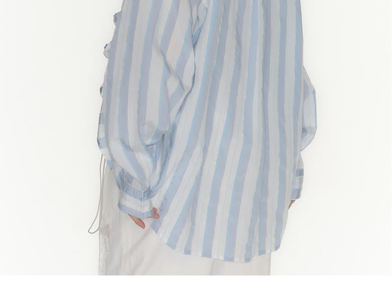 青ファッション シャツ ふんわりフリル付きストライプシャツ